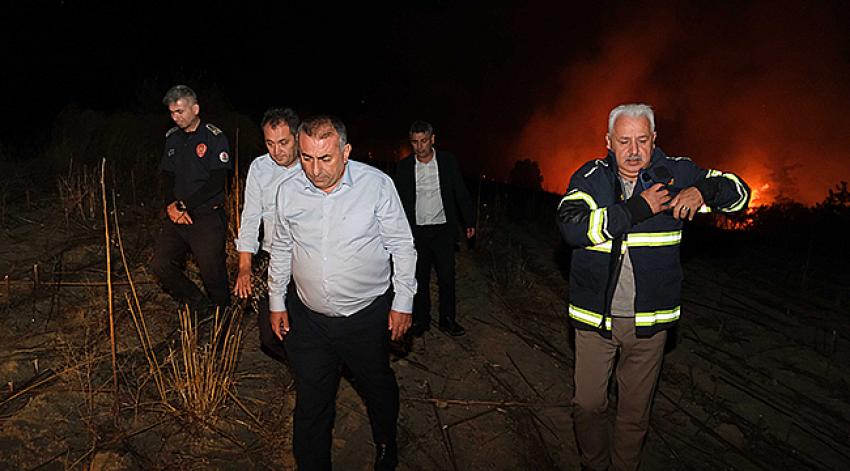 Geçer: “İtfaiye ve ASKİ ekiplerimiz bütün gücüyle sahada.”