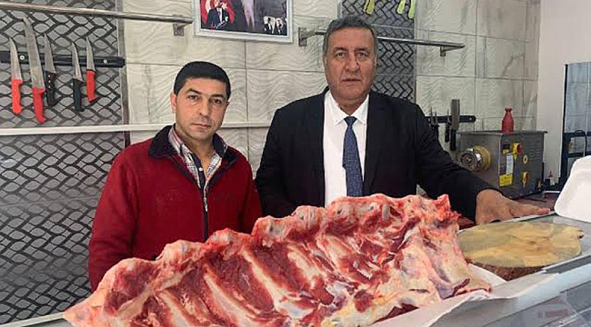 “HAYVANCILIKTA HEM ÜRETEN HEM SATAN HEM DE ALAN DERTLİ”