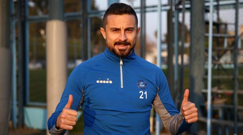 Demirspor, 3 futbolcuyla yollarını ayırdı