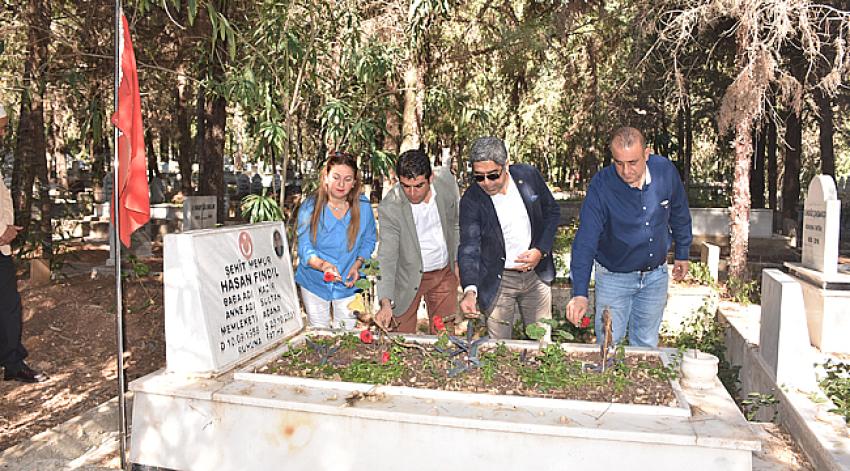 Şehit Avukat Savaş Bedir kabri başında anıldı