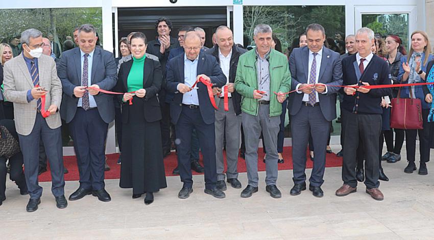 Çukurova Üniversitesi 50. Yıl Bilgisayar Laboratuvarı açıldı