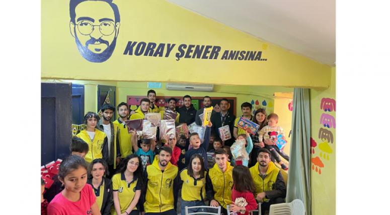 Fenerbahçeli gençlerden  eğitime katkı