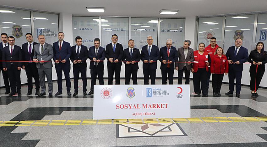 Adana’da Kızılay destekli Sosyal Market Hizmete Girdi