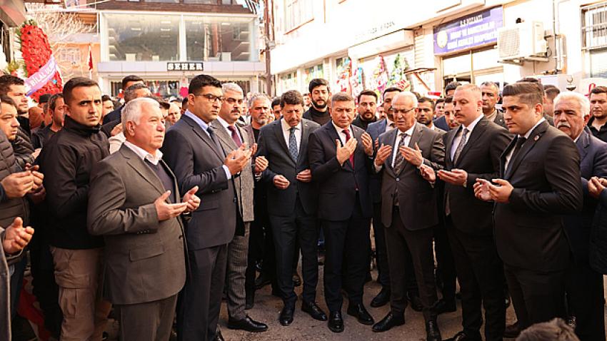 Pozantı Ülkü Ocakları yeni hizmet binası açıldı