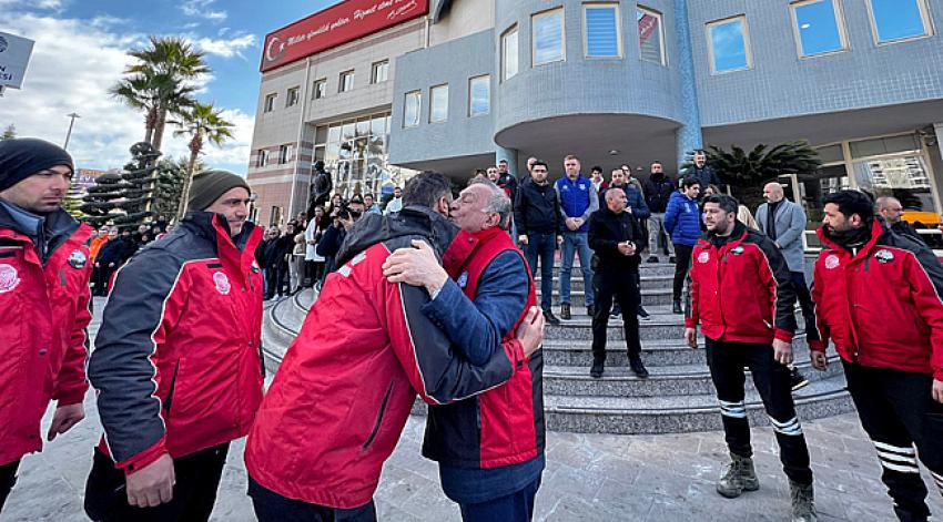 Seyhan'ın kahramanları döndü