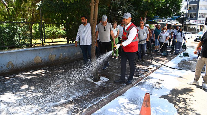 Çukurova'da yeraltı konteynerleri kapatılıyor